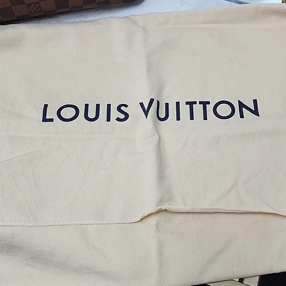 NEW Authentic Louis Vuitton Damier Ebene Neverfull PM Purse Bag Tote & Pouch